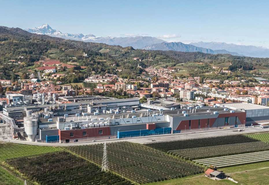 Smurfit Kappa conclui a aquisição de uma nova fábrica de cartão reciclado no norte de Itália com uma capacidade de 600.000 toneladas por ano