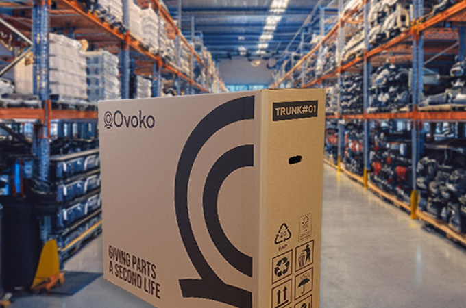 Descubre cómo desarrollamos un empaque duradero y rentable para Ovoko, una compañía de comercio electrónico especializada en autopartes.