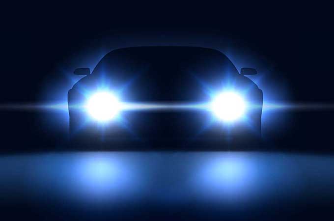 Unsere nachhaltig entwickelte Verpackung für Autoscheinwerfer führte zu einer Reduzierung von Kosten und Material um jeweils 30 %.