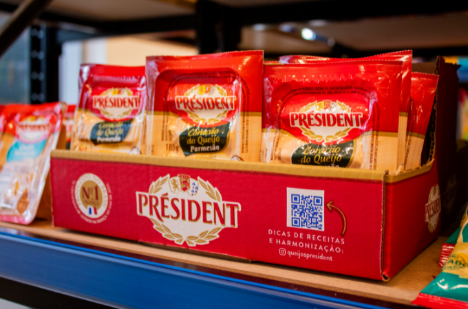Display Queijo Président