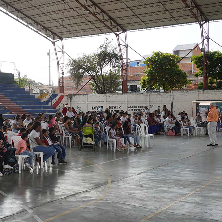 Empaquemos-Alegria-Esta-Navidad