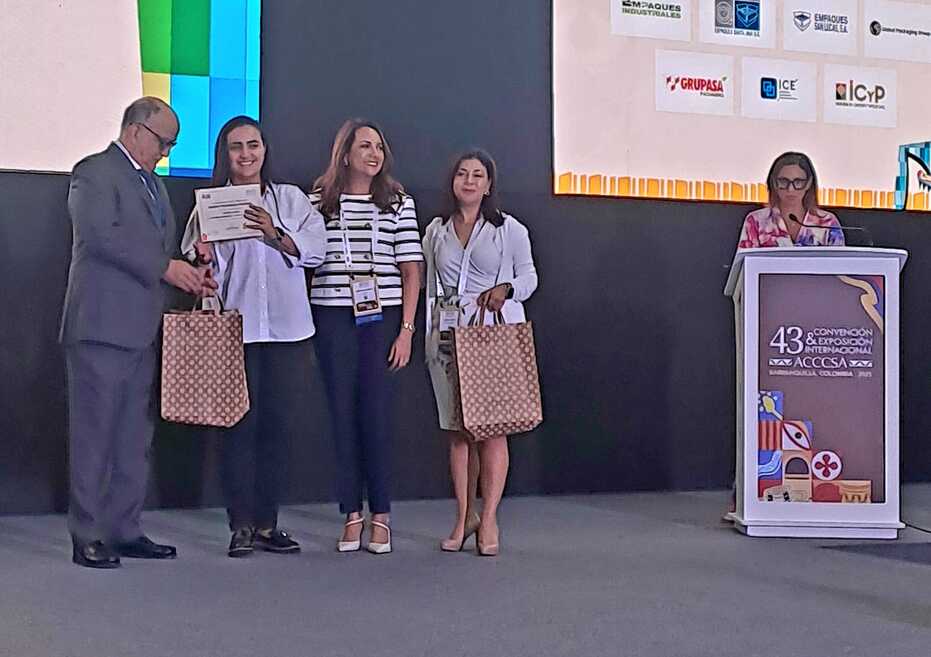 Smurfit Westrock Colombia gana en los Premios ACCCSA 2025