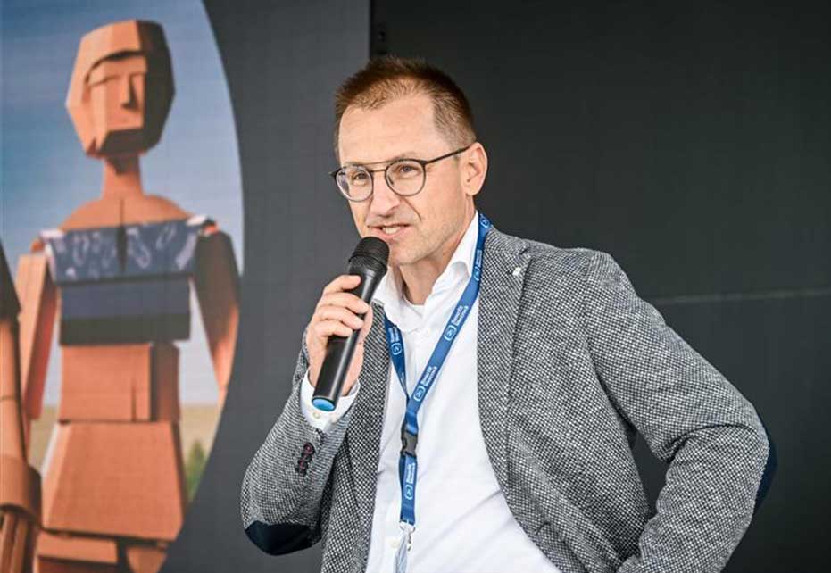 Papírenský byznys je srdcovka, lidé z něj neodcházejí, říká Zdeněk Suchitra, Smurfit Westrock CEO CSEE