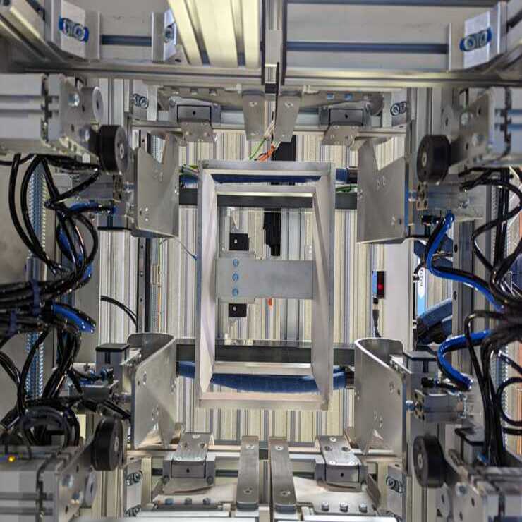 Trayaufrichter Formschacht Verpackungsmaschine