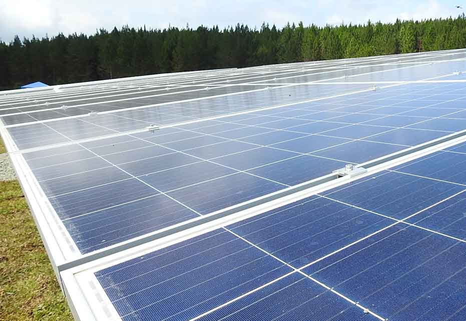 Smurfit Kappa lancerer innovativt sol energi innitiativ i Colombia