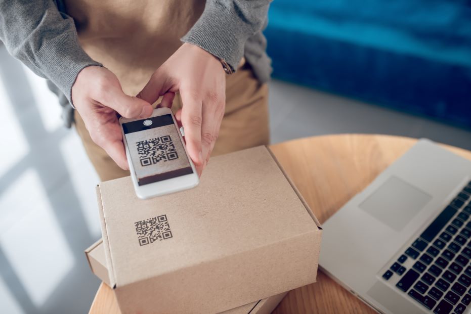 Empaques Inteligentes: Cómo los códigos QR mejoran la experiencia del cliente