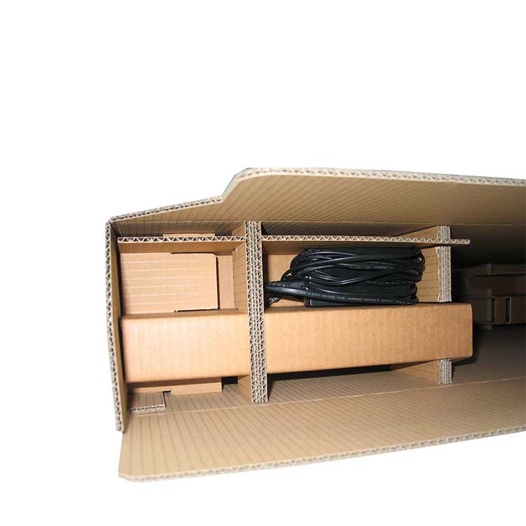 Interior de caja con cantoneras