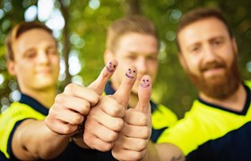 Employees, Thumbs-Up