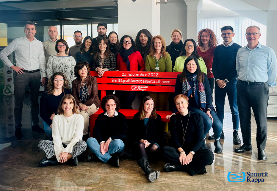 Panchina Rossa Smurfit Kappa Italia