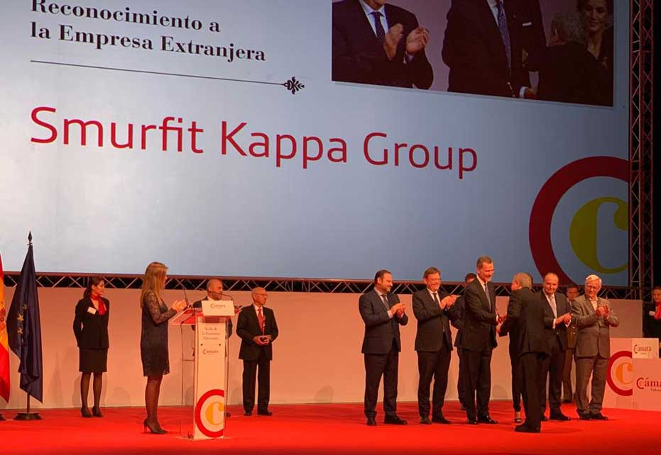 Smurfit Kappa receives recognition from the Valencia Chamber of Commerce in the presence of the King and Queen