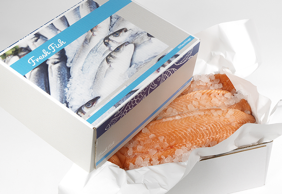 Fiskekasser av bølgepapp erstatter plast
