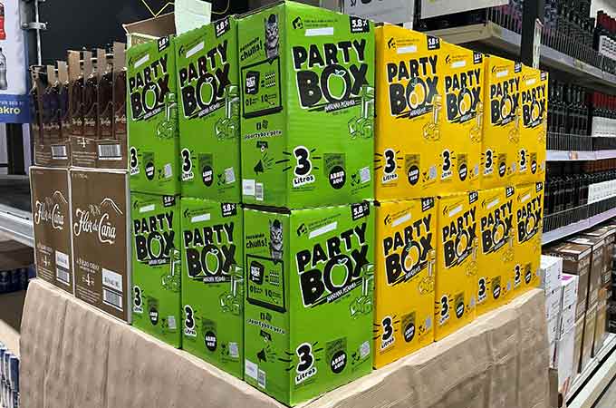 Disrupting the Ready-To-Drink market with an eye-catching bag-in-box pack, perfect for sharing at parties 
