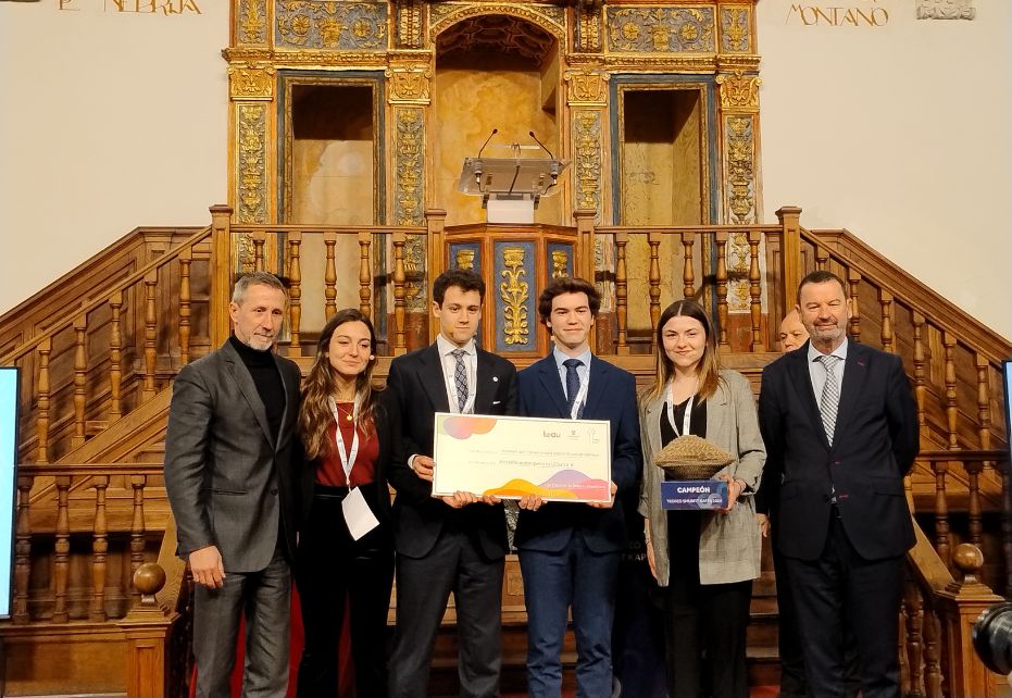 Mais de 70 jovens universitários marcam encontro no primeiro Torneio de Debate Smurfit Kappa em torno da Sustentabilidade