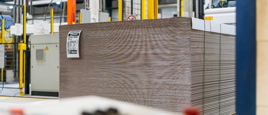 Digital printing cardboard sheet