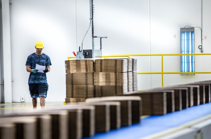 Logistics packaging
