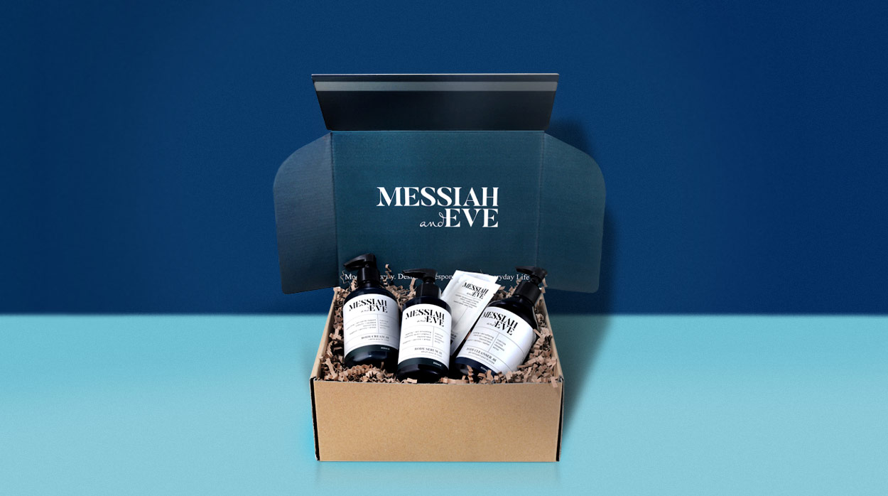 High-quality self-seal eCommerce cosmetic packaging for beauty brand MESSIAH and EVE. Discover how we created sustainable, luxury, and easy-to-use packaging for their products.